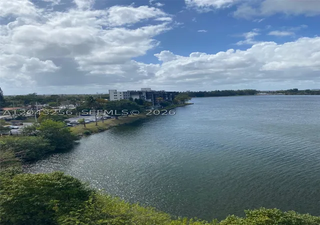 Photo 3 of Condo for sale at 1301 Ne Miami Gardens Dr #701W, Miami, FL 33179 | MLS# A12043256 | Listing updated on 2026-09-25