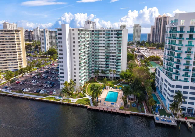 Homes for sale in Fort Lauderdale, FL | 3233 Ne 34Th St #718, Fort Lauderdale, FL 33308 | MLS# B26045426