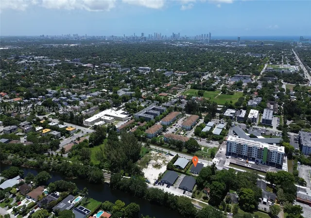 21st image of 13720 Ne 2nd Court, Miami, FL 33161 | MLS# A12043360