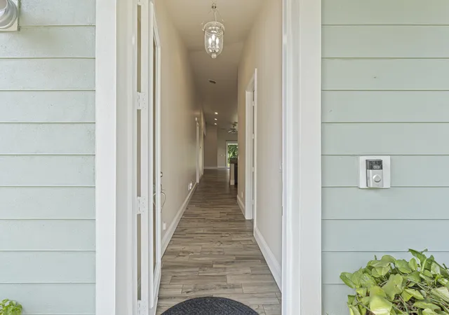 2nd image of 1006 Sw 34th Ter, Palm City, FL 34990 | MLS# B26045435
