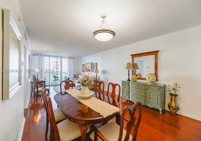 Photo 2 of Condo for sale at 3000 S Ocean Dr #514, Hollywood, FL 33019 | MLS# A12043430 | Listing updated on 2026-08-18