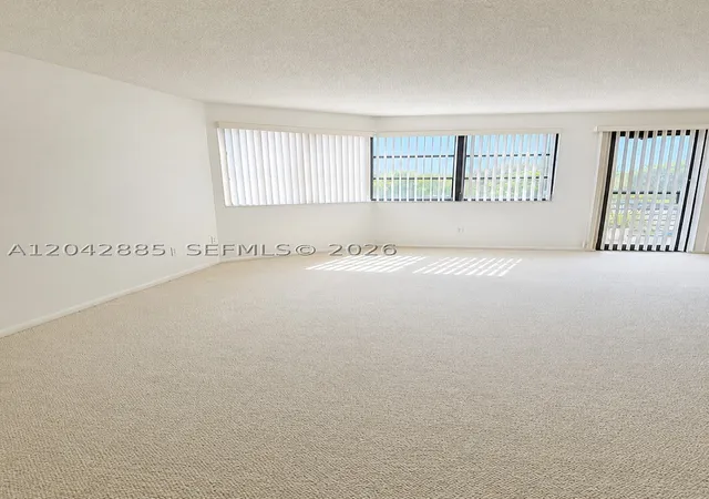 2nd image of 20840 San Simeon Way #308, Miami, FL 33179 | MLS# A12042885