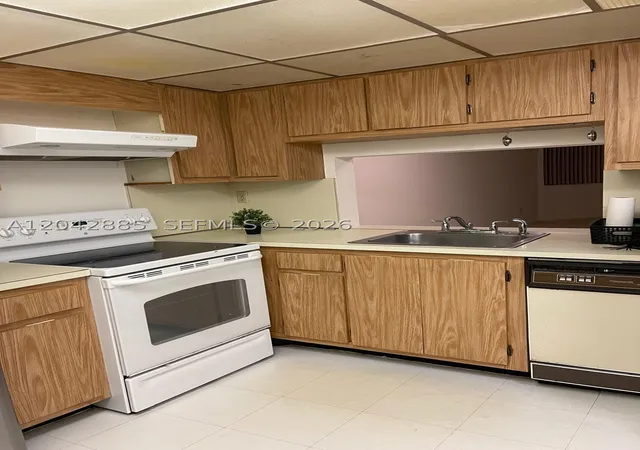 4th image of 20840 San Simeon Way #308, Miami, FL 33179 | MLS# A12042885