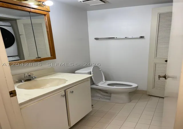 5th image of 20840 San Simeon Way #308, Miami, FL 33179 | MLS# A12042885
