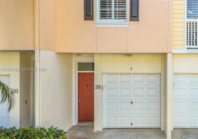 3rd image of 125 Galicia Way #204, Jupiter, FL 33458 | MLS# A12043314