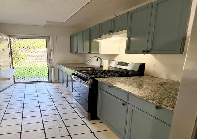 Homes for sale in Miami Gardens, FL | 20330 Ne 2Nd Ave #D-5, Miami Gardens, FL 33179 | MLS# B26045495