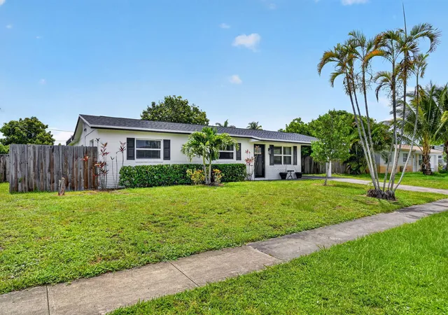 1st image of 445 Palo Alto Dr, Palm Springs, FL 33461 | MLS# B26045504