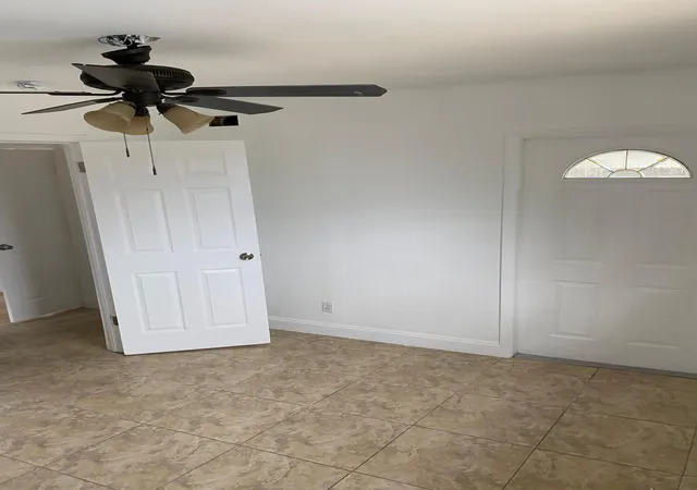 5th image of 18 Andros Rd, Palm Springs, FL 33461 | MLS# B26045513