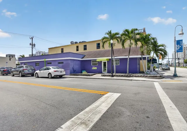 Homes for sale in Hollywood, FL | 2040 Polk St, Hollywood, FL 33020 | MLS# B26045526