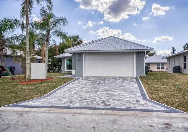 1st image of 5108 Se 42nd St, Okeechobee, FL 34974 | MLS# B26045533