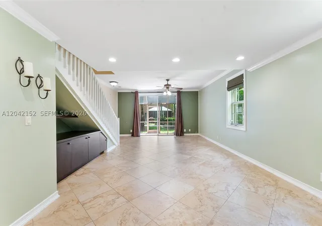Homes for sale in Weston, FL | 1552 Barcelona Way #6-19, Weston, FL 33327 | MLS# A12042152