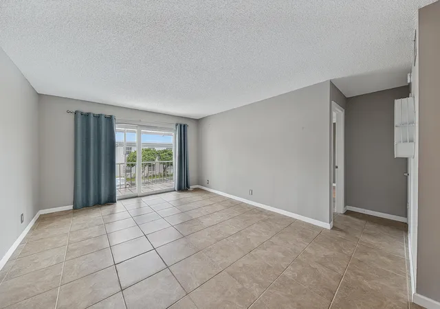 3rd image of 6345 Bay Club Dr #3, Fort Lauderdale, FL 33308 | MLS# B26045587