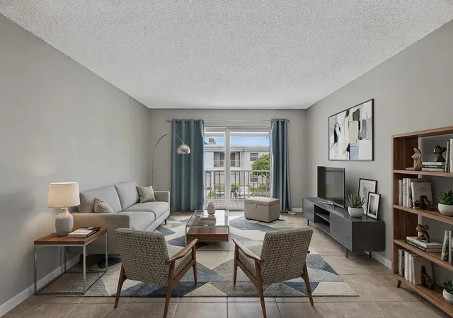 4th image of 6345 Bay Club Dr #3, Fort Lauderdale, FL 33308 | MLS# B26045587