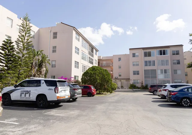 1st image of 2851 Somerset Dr #116, Lauderdale Lakes, FL 33311 | MLS# B26045595
