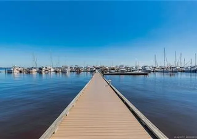 2nd image of 815 Nw Flagler Ave #302, Stuart, FL 34994 | MLS# B26045639