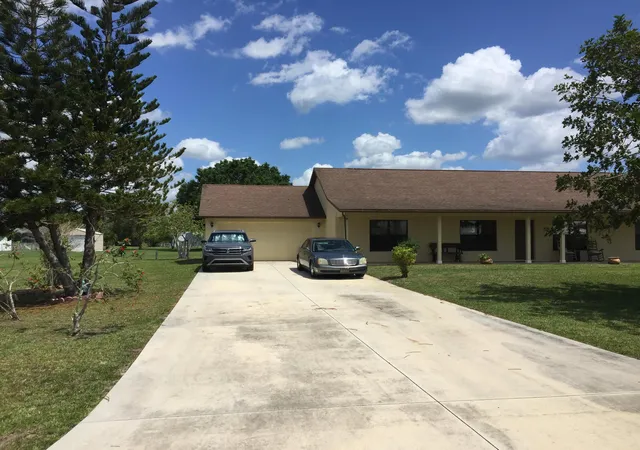 1st image of 8451 Sw 14th Ln, Okeechobee, FL 34974 | MLS# B26045674