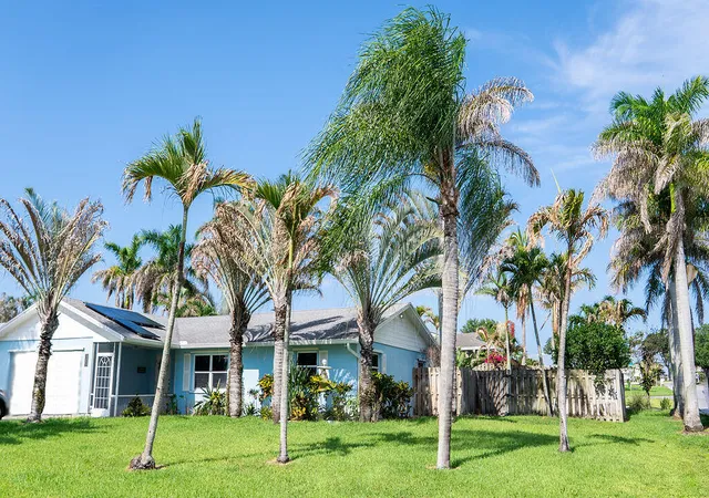 3rd image of 2445 Ne 16Th Ct, Jensen Beach, FL 34957 | MLS# B26045683