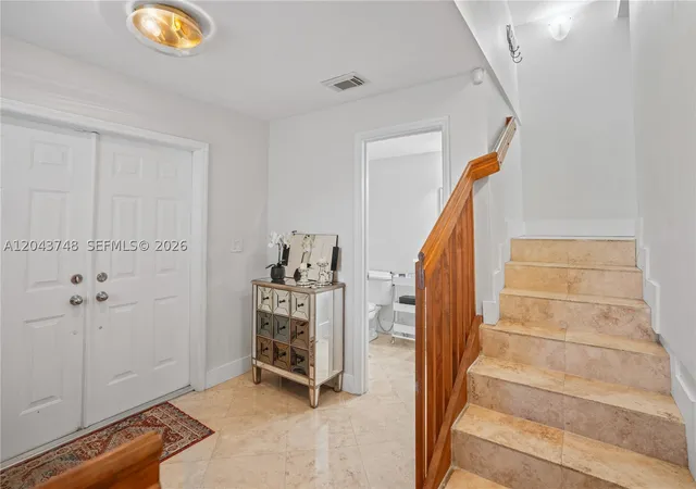 4th image of 1043 Sw 9Th Ct #F-1, Miami, FL 33130 | MLS# A12043748