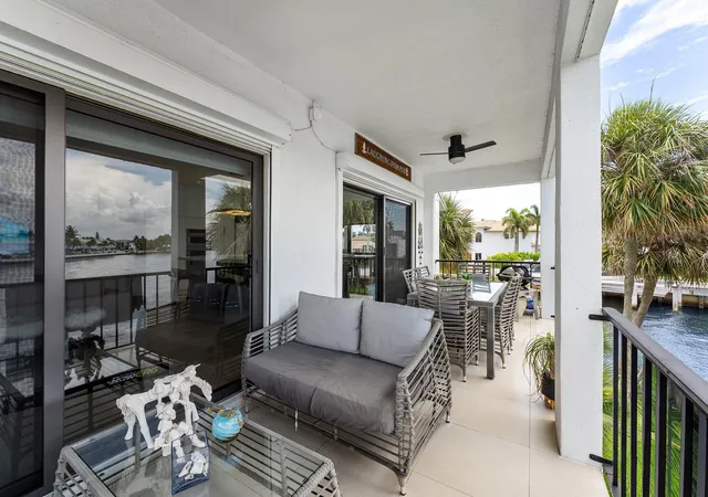 2nd image of 1102 Highland Bch Dr, Highland Beach, FL 33487
