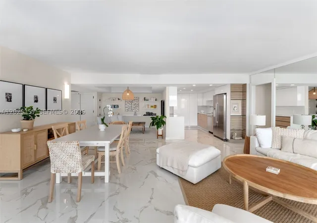 Listing Photo 2 - Condo for sale in Three Grove Isle located at 3 Grv Isle Dr, Miami, FL 33133 - Unit #C803