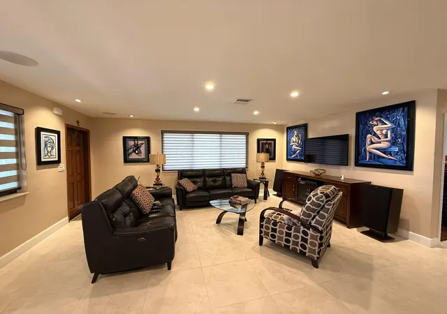 5th image of 5170 Palm Ave, Hialeah, FL 33012 | MLS# B26045850