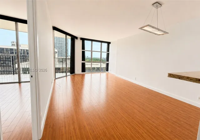 Homes for sale in Miami, FL | 1901 Brickell Av, Miami, FL 33129 | Houzeo