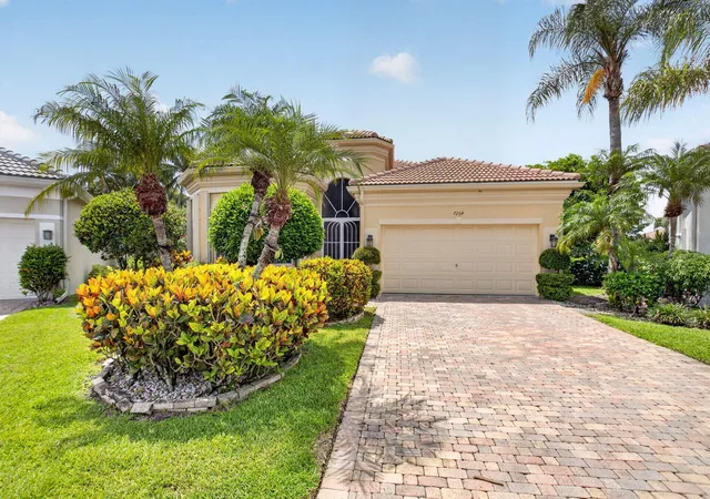 3rd image of 7264 Cataluna Cir, Delray Beach, FL 33446 | MLS# B26045869