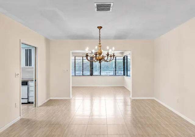 5th image of 19321 Ne 18Th Pl, Miami, FL 33179 | MLS# B26045893