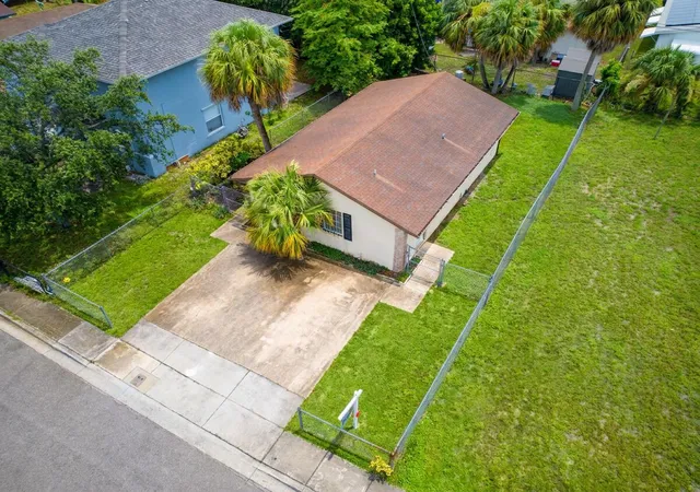 Homes for sale in Riviera Beach, FL | 1525 W 17th St, Riviera Beach, FL 33404 | MLS# B26045901
