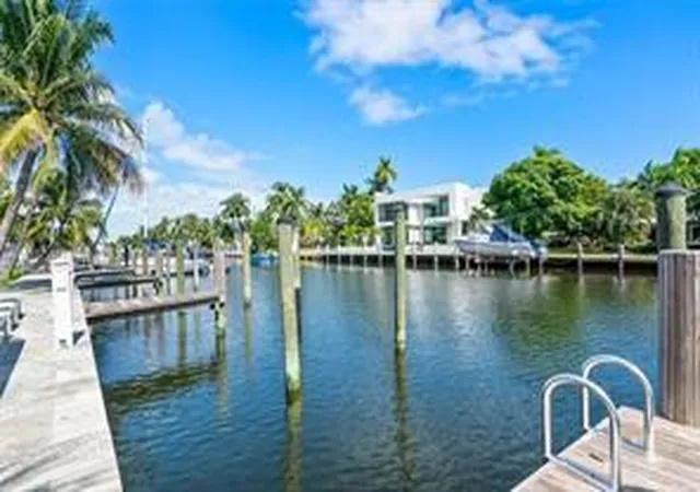 Homes for sale in Fort Lauderdale, FL | 40 Isle Of Venice Drive, Fort Lauderdale, FL 33301 | Houzeo