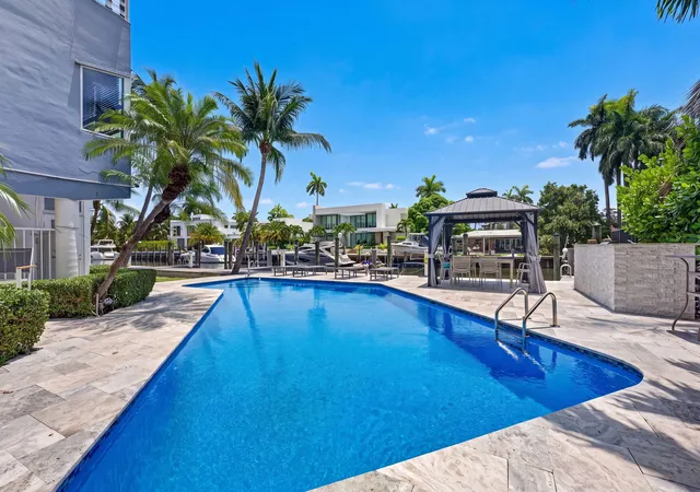 Homes for sale in Fort Lauderdale, FL | 40 Isle Of Venice Dr #3, Fort Lauderdale, FL 33301 | MLS# B26045927