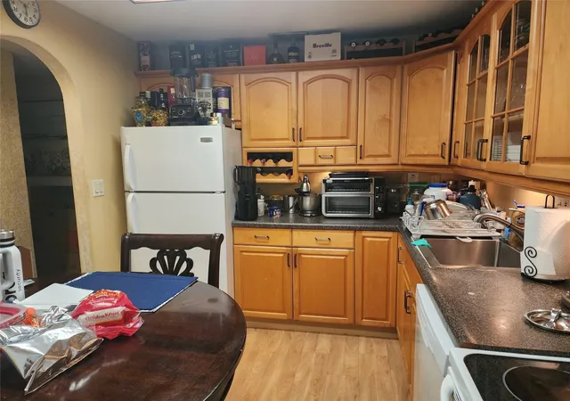 5th image of 8705 Nw 38Th Dr, Coral Springs, FL 33065