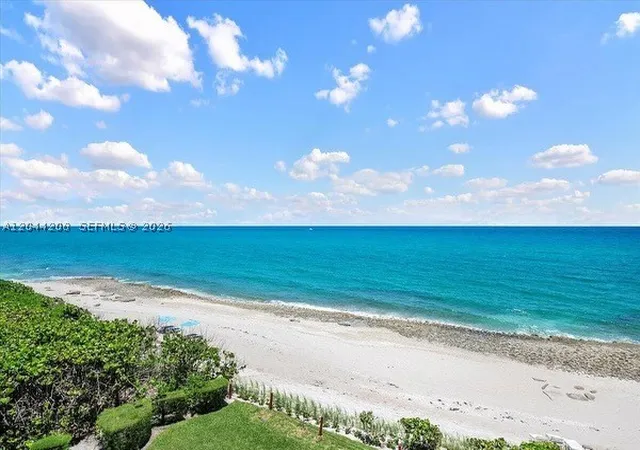 Homes for sale in Riviera Beach, FL | 4200 N Ocean Dr #1-1103, Riviera Beach, FL 33404 | MLS# A12044208
