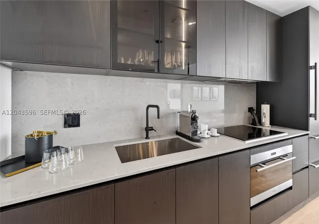 Homes for sale in Miami, FL | 20 Ne 11Th #4702, Miami, FL 33132 | MLS# A12043596