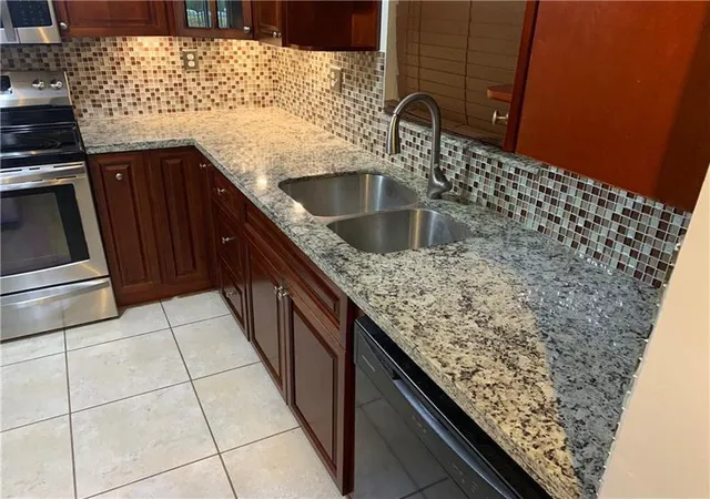 Homes for sale in Coral Springs, FL | 2830 Riverside Dr #102-a, Coral Springs, FL 33065 | MLS# B26046026