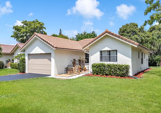 Homes for sale in Coral Springs, FL | 1273 Spring Cir Dr, Coral Springs, FL 33071 | MLS# B26046027