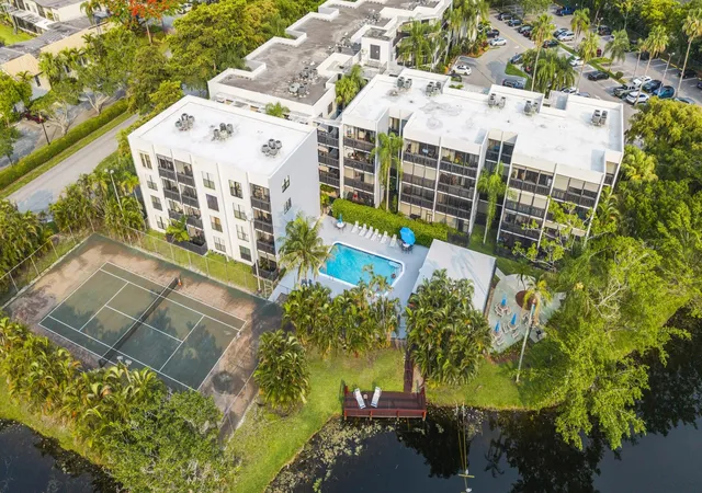 Homes for sale in Plantation, FL | 1021 Mockingbird Ln #211, Plantation, FL 33324 | MLS# B26046034