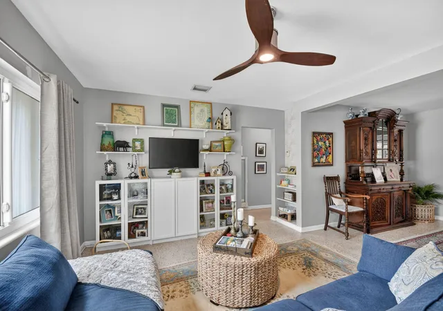 2nd image of 338 Edmor Rd, West Palm Beach, FL 33405 | MLS# B26046056