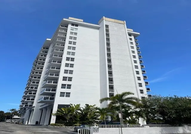 1st image of 336 N Birch Rd #6d, Fort Lauderdale, FL 33304 | MLS# B26046102