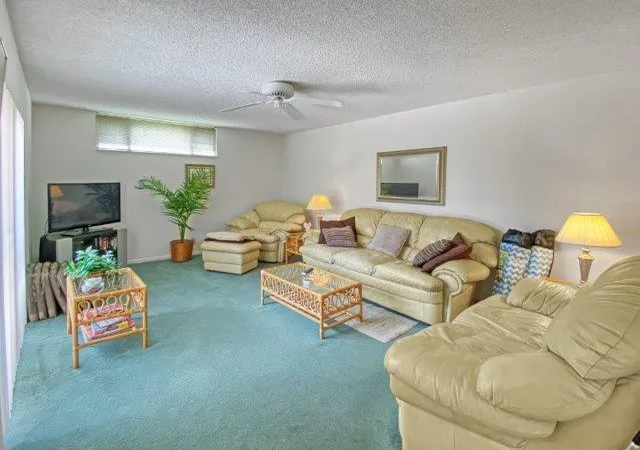 4th image of 62 Springdale Cir, Palm Springs, FL 33461 | MLS# B26046141