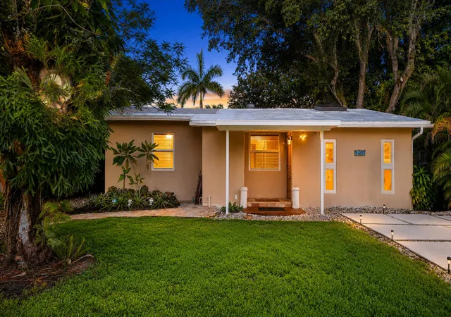 1st image of 1497 Sw 29th Ter, Fort Lauderdale, FL 33312 | MLS# B26046185