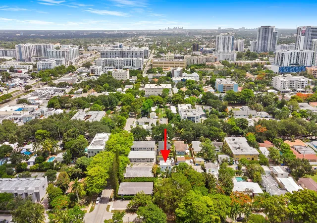 2nd image of 1947 Adams St, Hollywood, FL 33020