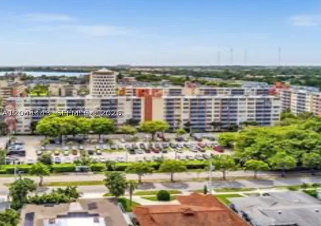 Homes for sale in Miami, FL | 1780 191st St, Miami, FL 33179 | Houzeo