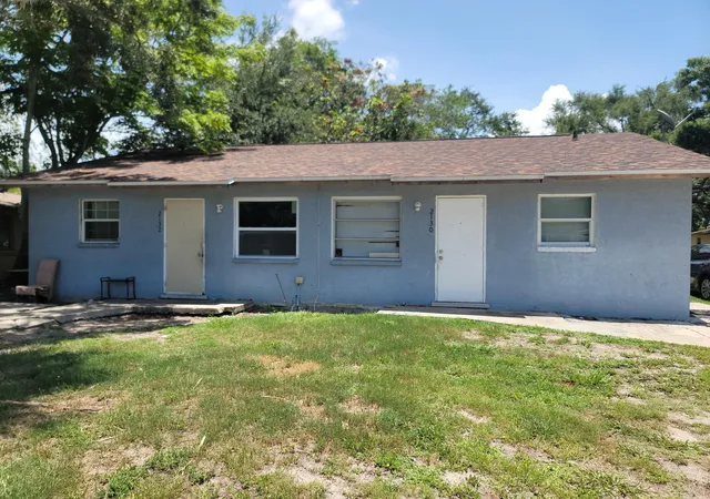 4th image of 2130 N Orange Ave, Sarasota, FL 34234 | MLS# B26046243