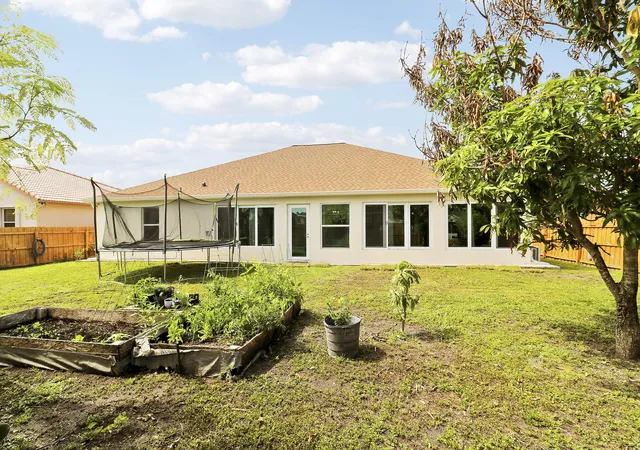 38th image of 611 Sw Saragossa Ave, ,, FL 34953 | MLS# B26046256