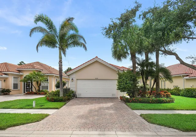 Homes for sale in Hobe Sound, FL | 9088 Se La Creek Ct, Hobe Sound, FL 33455 | MLS# B26046293