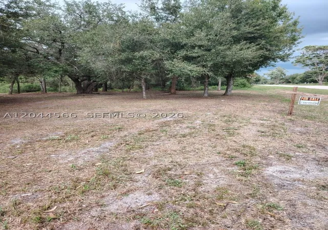2nd image of 175 Avenida Del Club, Clewiston, FL 33440 | MLS# A12044566