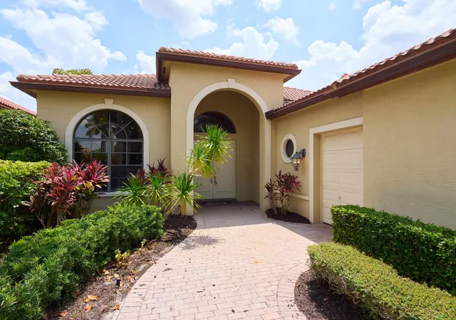 4th image of 6490 Sparrow Hawk Dr, West Palm Beach, FL 33412 | MLS# B26046349
