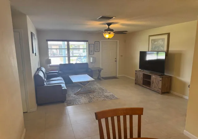 2nd image of 3005 Nw 46th St, Fort Lauderdale, FL 33309 | MLS# B26046365