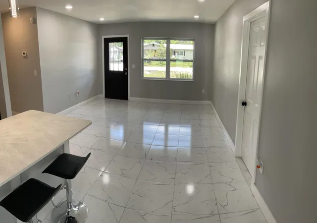 3rd image of 300 Se 15Th Ave, Okeechobee, FL 34974 | MLS# B26046375